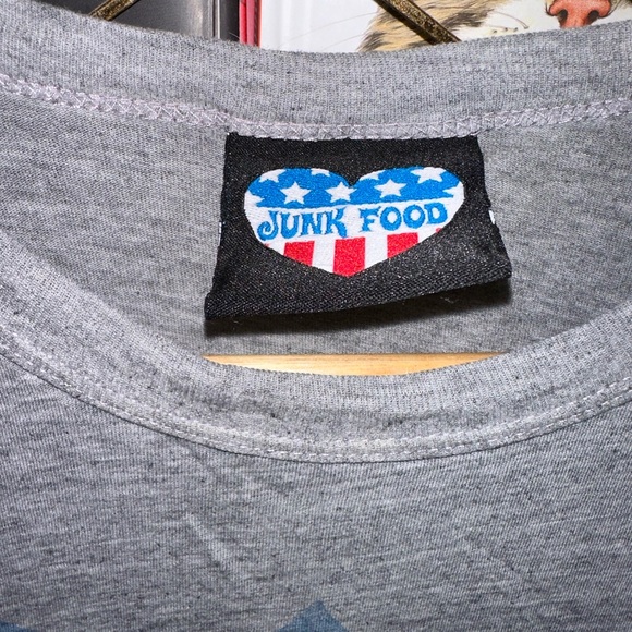 Vintage - Vote Tee by Junkfood - Picture 2 of 2